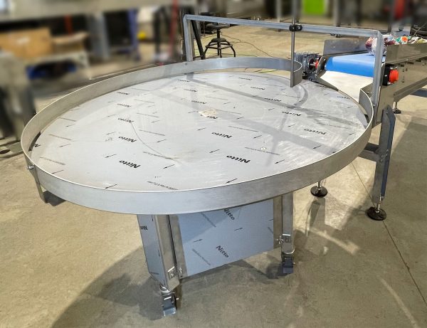 Turntable - Image 3